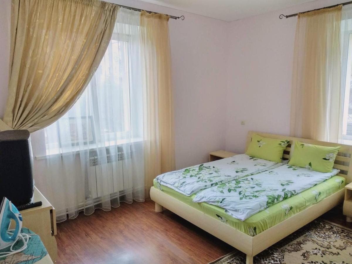 Двокімнатна Квартира В Ценрі Міста На Ерусалимці Поруч З Фонтаном Рошен Vinnitsa Eksteriør bilde